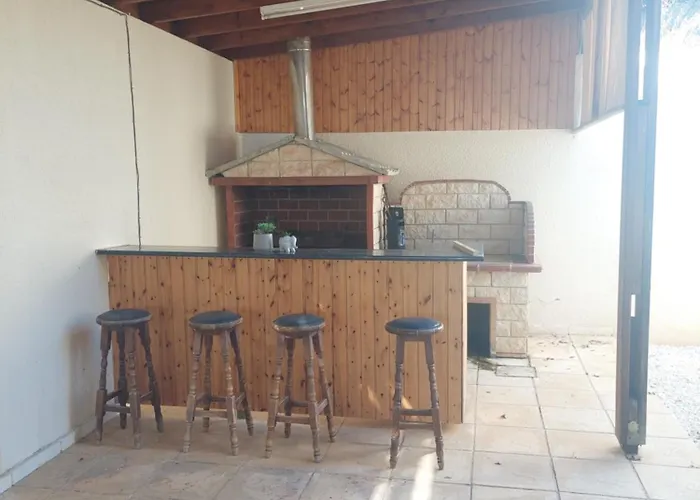 Βίλα Georgia Τάλα